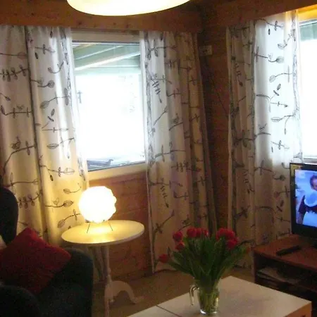 Loma-rantala Tatil Evi
